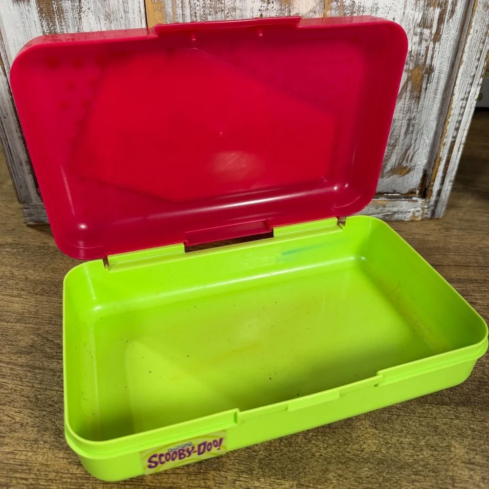 Vintage‎ 2000 Scooby-Doo SpaceMaker Pencil Box Red Green Hanna-Barbera Y2K